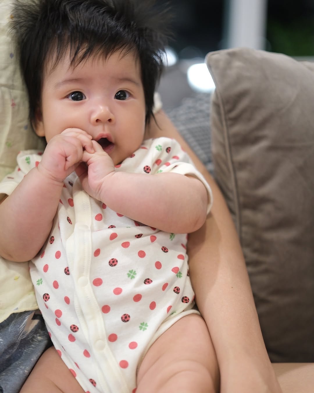 จุ๋ย - วรัทยา นิลคูหา