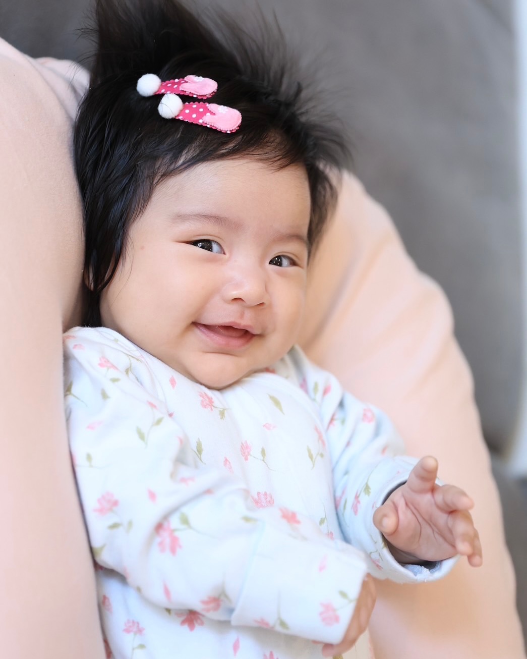 จุ๋ย - วรัทยา นิลคูหา