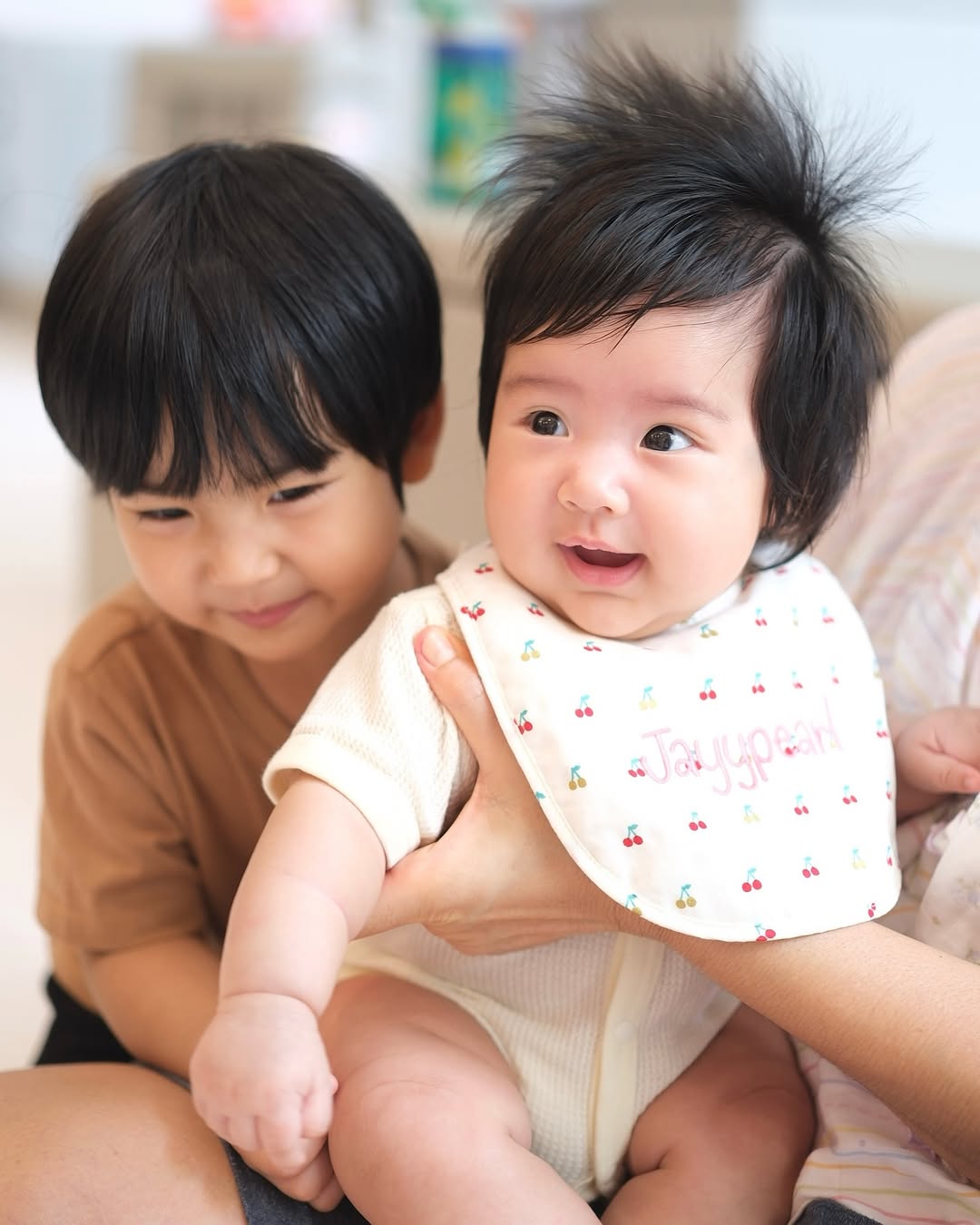 จุ๋ย - วรัทยา นิลคูหา