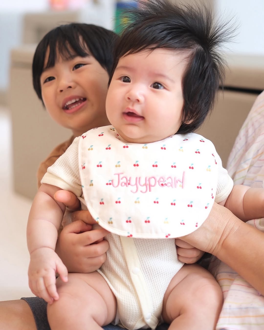 จุ๋ย - วรัทยา นิลคูหา