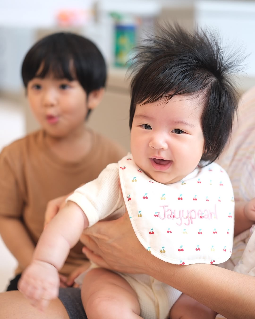จุ๋ย - วรัทยา นิลคูหา