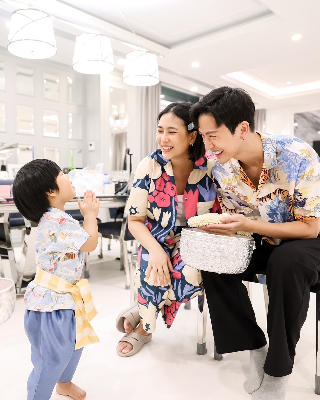 จุ๋ย - วรัทยา นิลคูหา