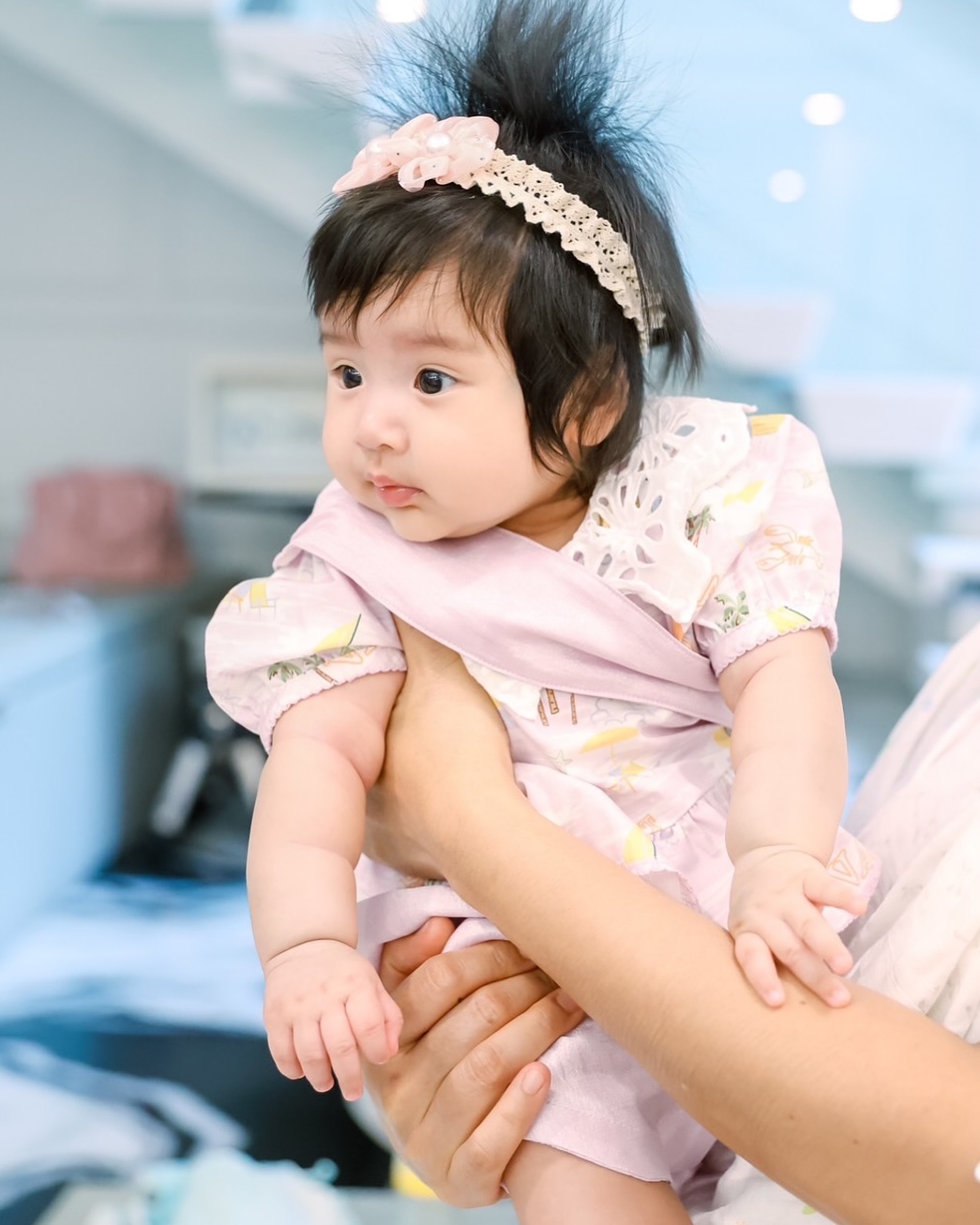 จุ๋ย - วรัทยา นิลคูหา