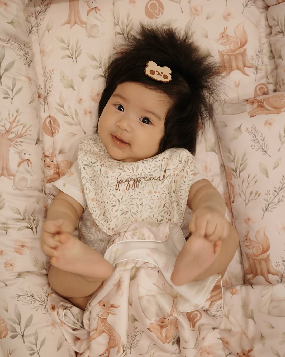 จุ๋ย - วรัทยา นิลคูหา