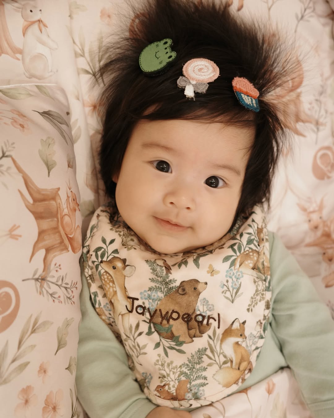 จุ๋ย - วรัทยา นิลคูหา