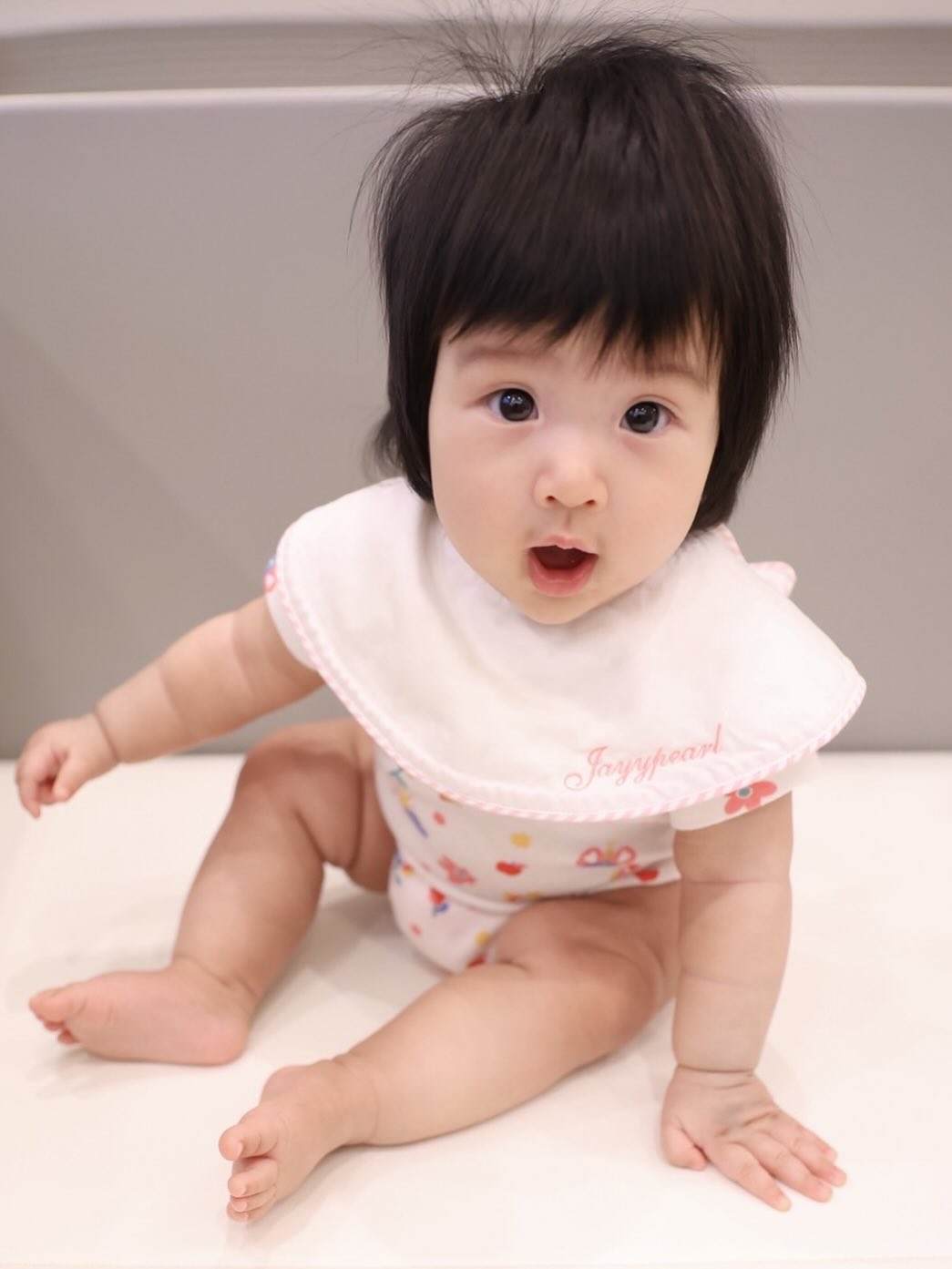 จุ๋ย - วรัทยา นิลคูหา