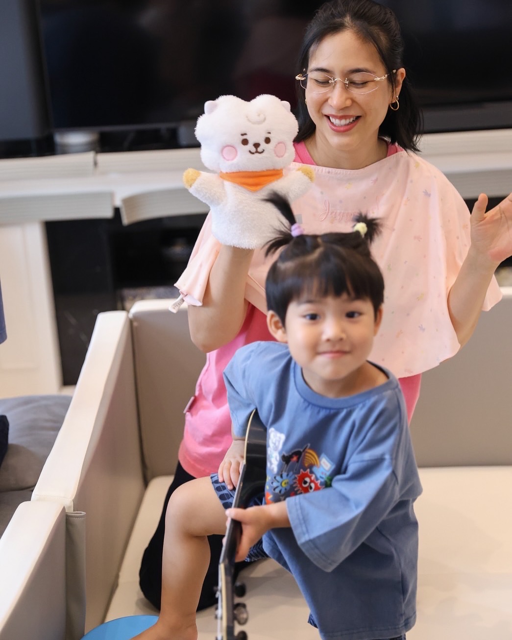 จุ๋ย - วรัทยา นิลคูหา