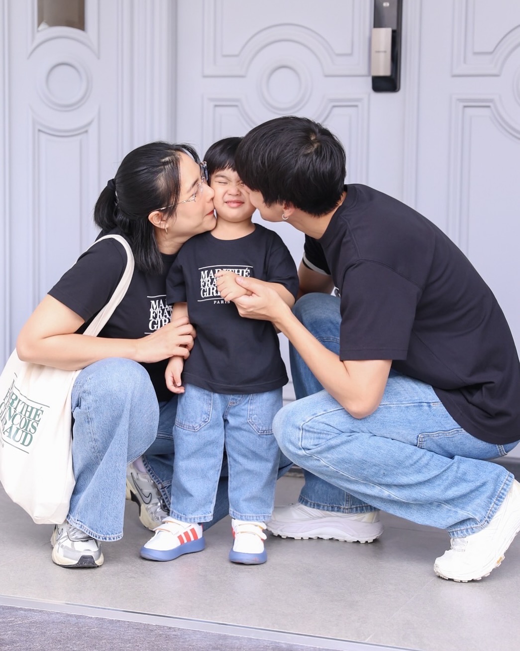 จุ๋ย - วรัทยา นิลคูหา