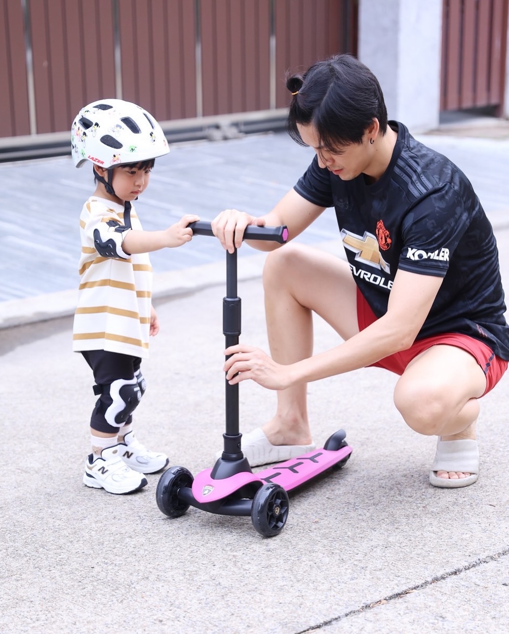 จุ๋ย - วรัทยา นิลคูหา