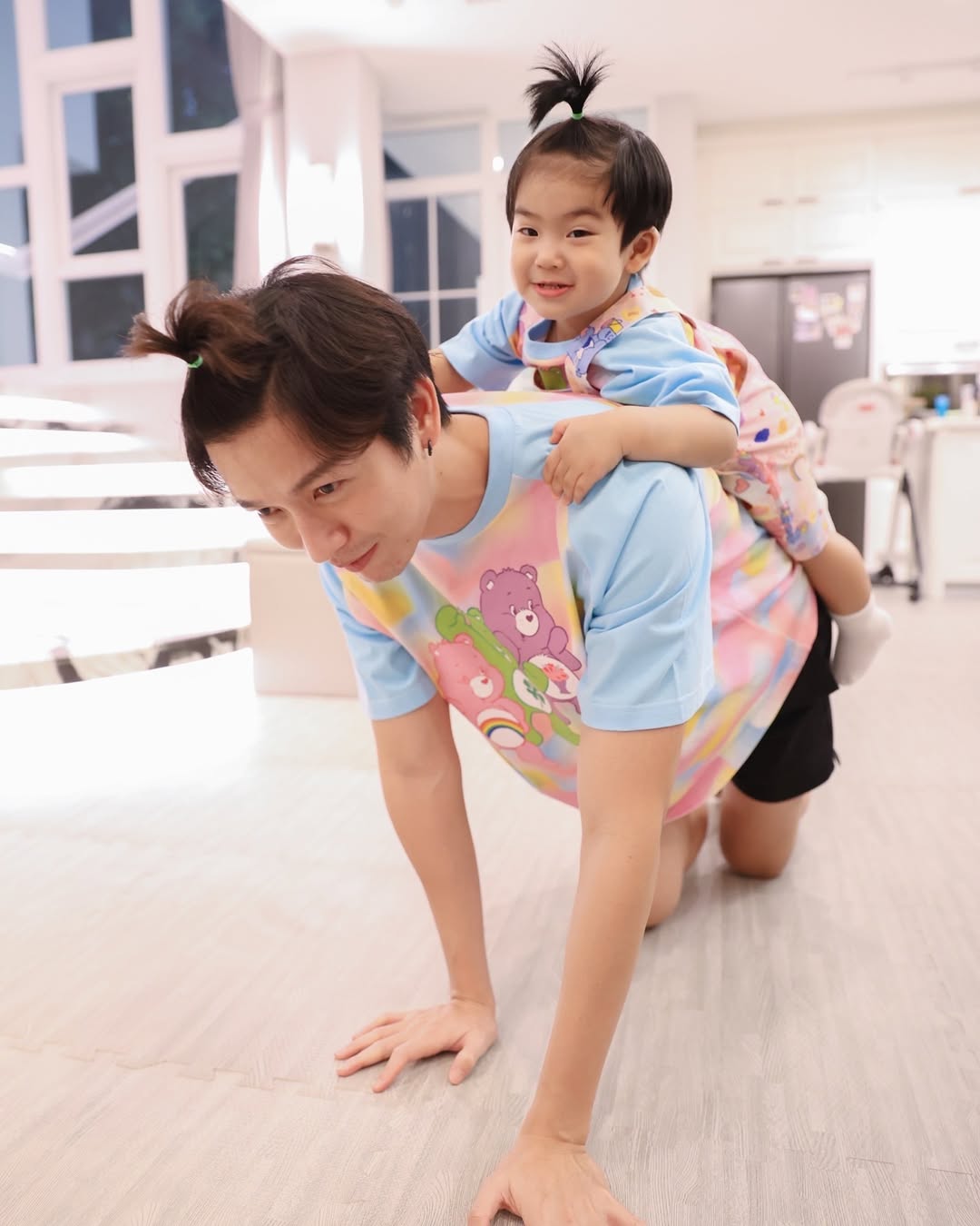 จุ๋ย - วรัทยา นิลคูหา