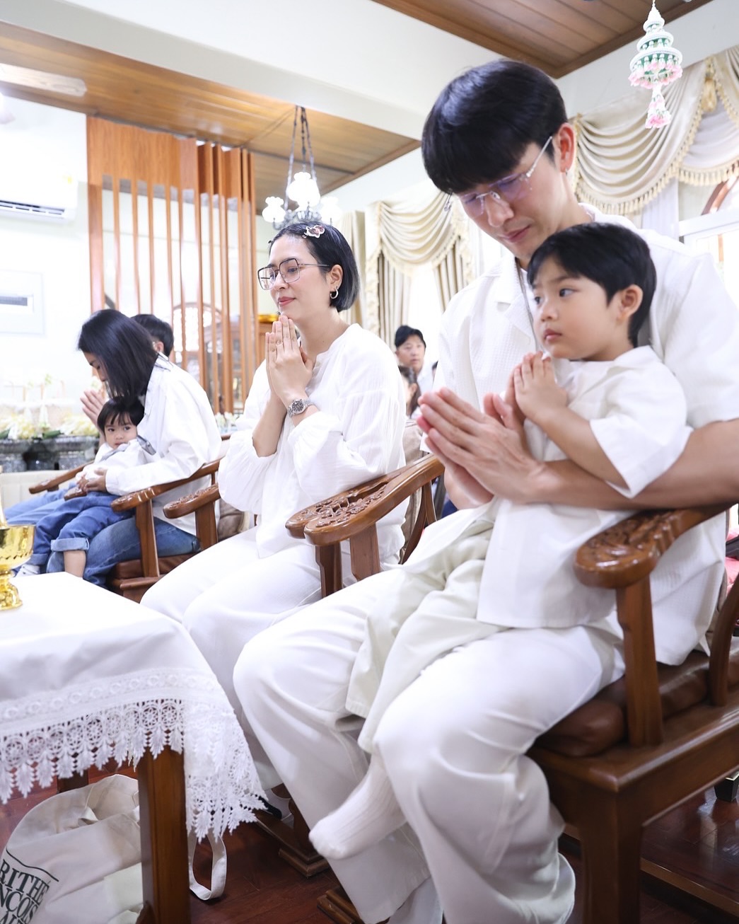 จุ๋ย - วรัทยา นิลคูหา