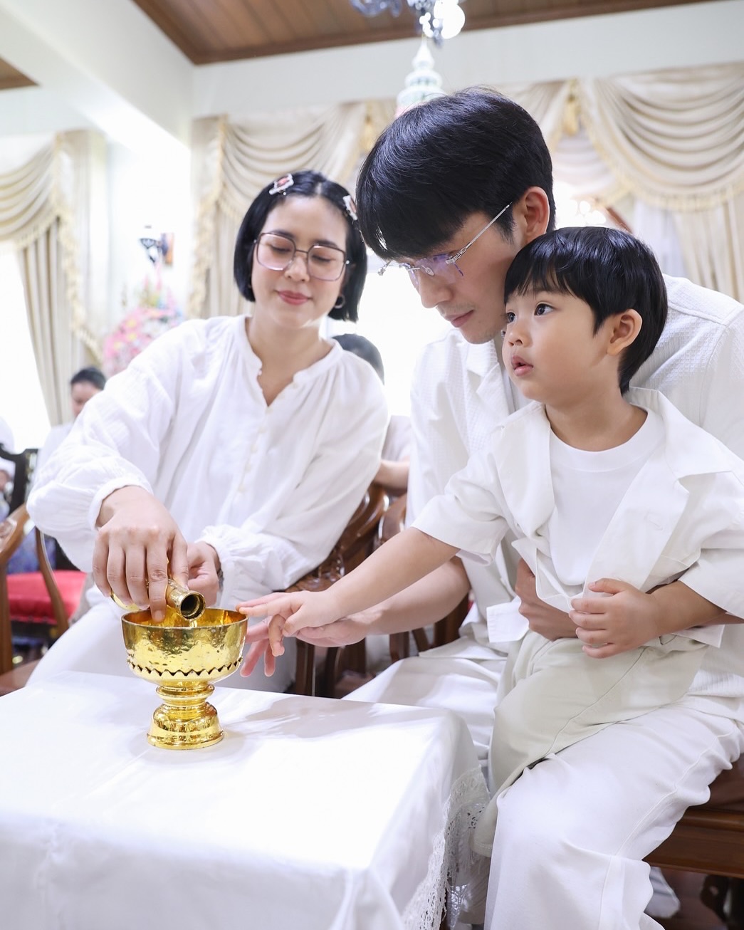 จุ๋ย - วรัทยา นิลคูหา