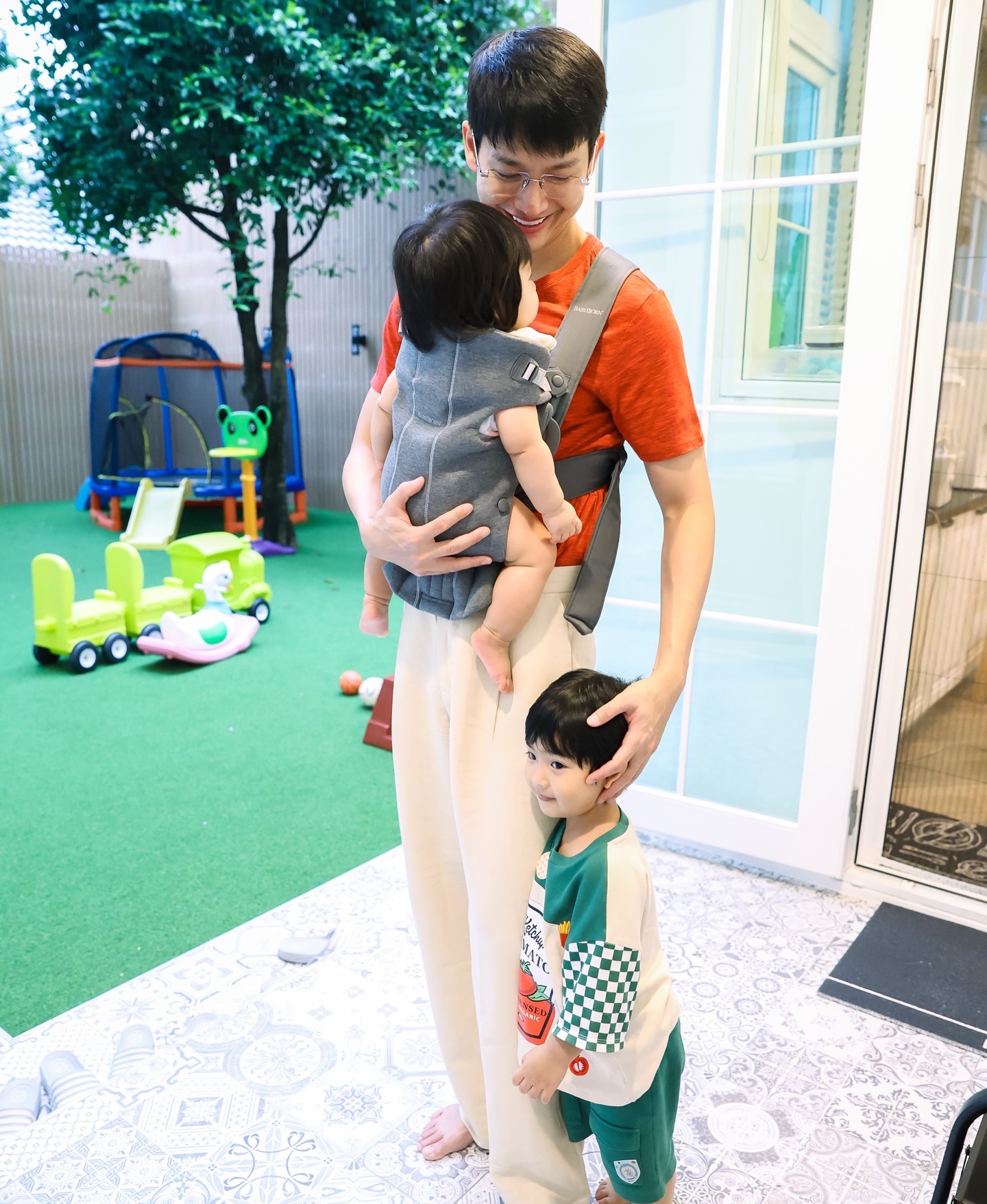จุ๋ย - วรัทยา นิลคูหา