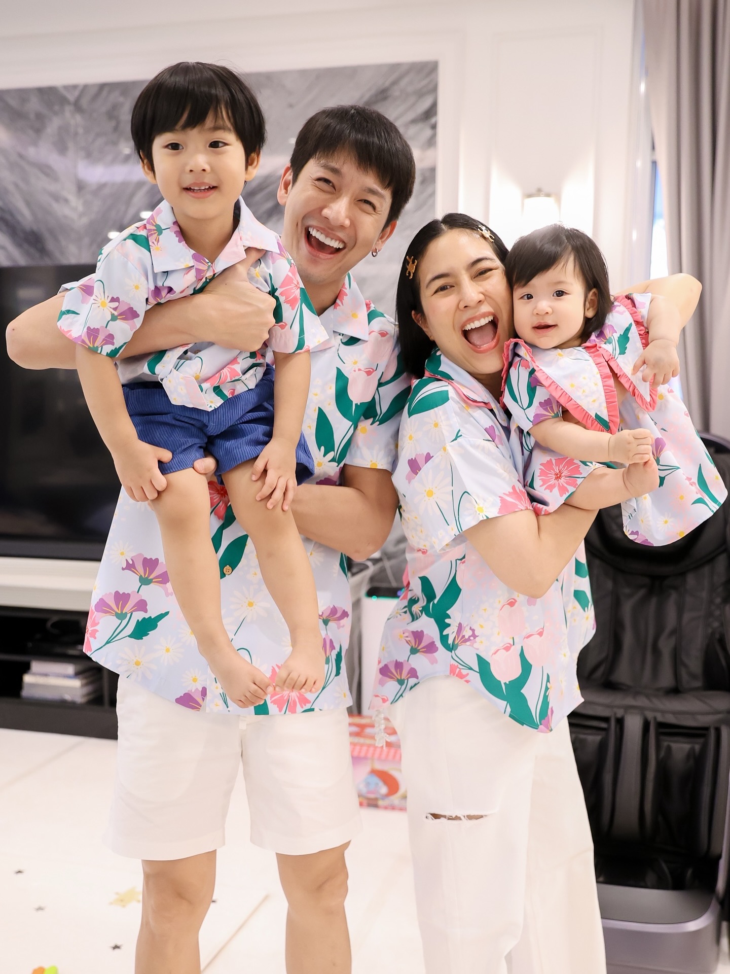 จุ๋ย - วรัทยา นิลคูหา