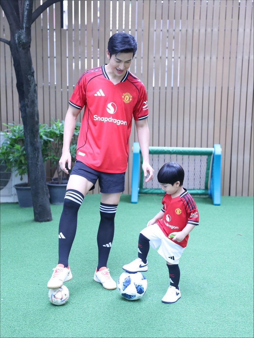 จุ๋ย - วรัทยา นิลคูหา