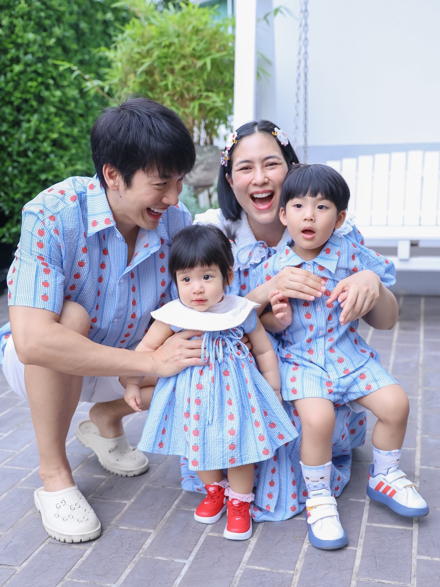 จุ๋ย - วรัทยา นิลคูหา