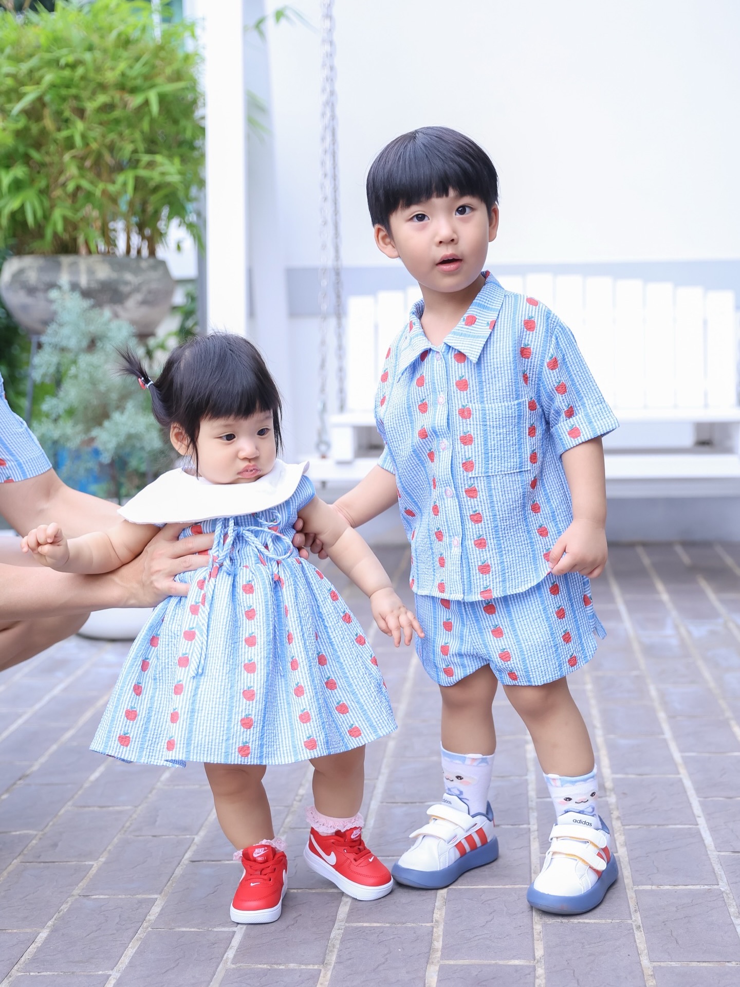 จุ๋ย - วรัทยา นิลคูหา