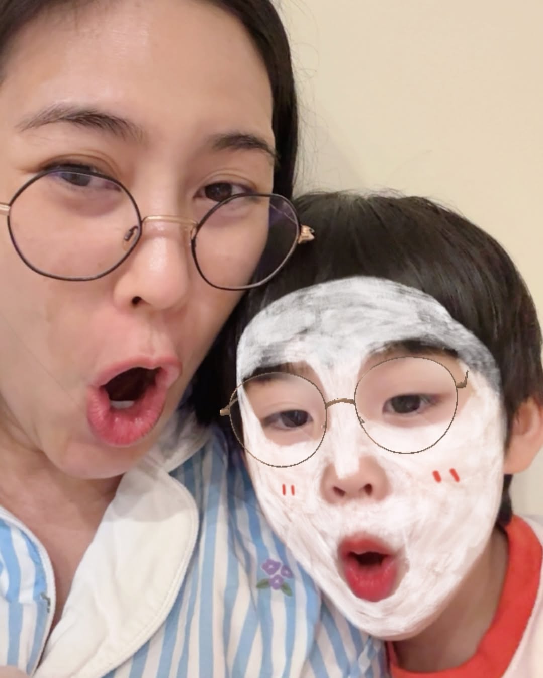 จุ๋ย - วรัทยา นิลคูหา