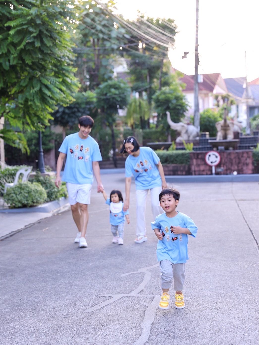 จุ๋ย - วรัทยา นิลคูหา