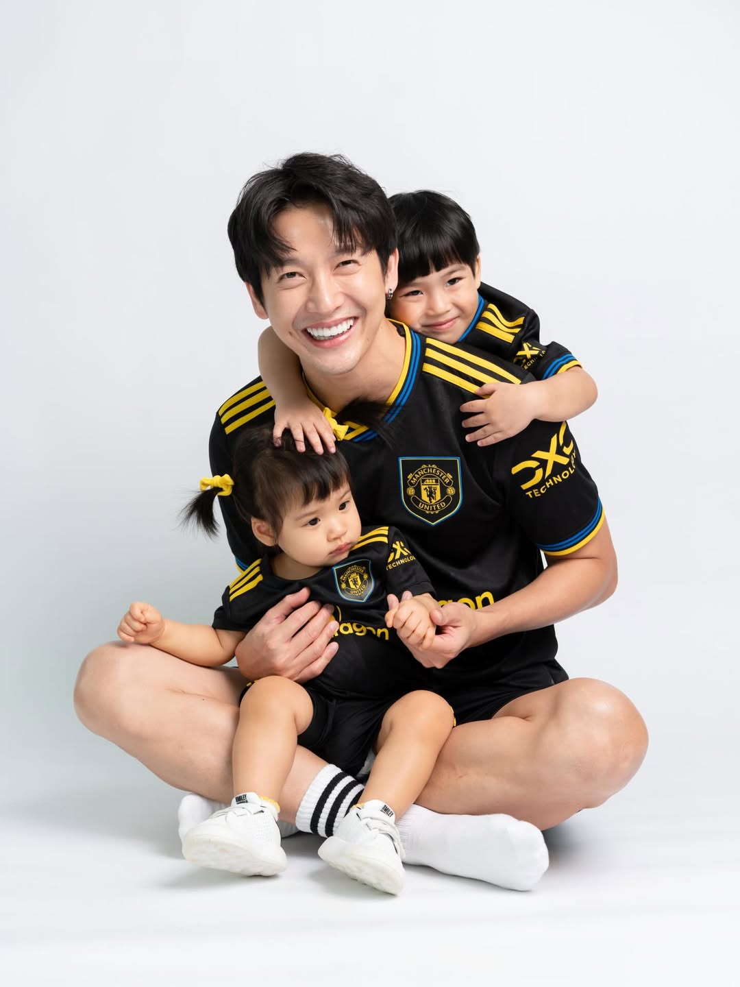 จุ๋ย - วรัทยา นิลคูหา