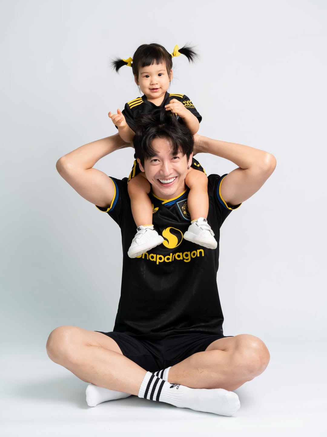 จุ๋ย - วรัทยา นิลคูหา