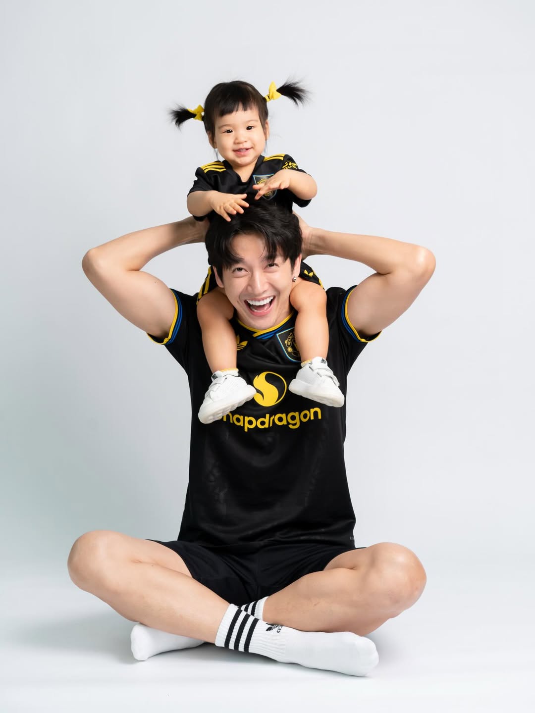 จุ๋ย - วรัทยา นิลคูหา