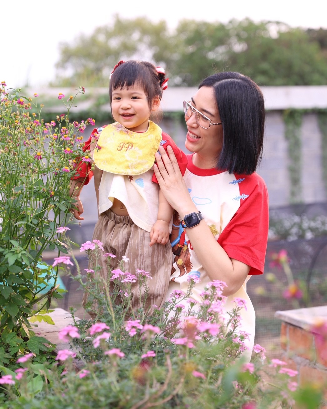 จุ๋ย - วรัทยา นิลคูหา