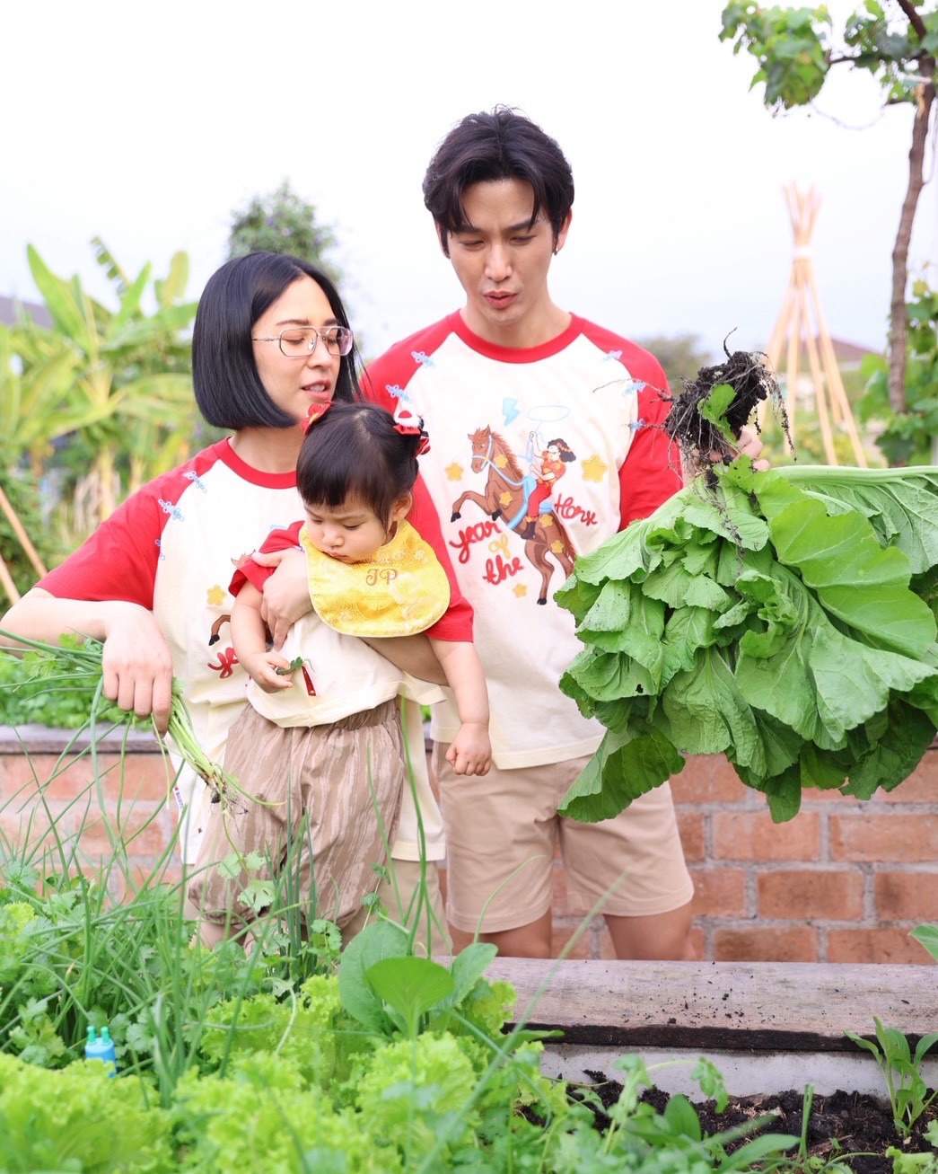 จุ๋ย - วรัทยา นิลคูหา