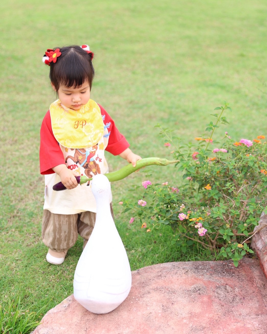 จุ๋ย - วรัทยา นิลคูหา