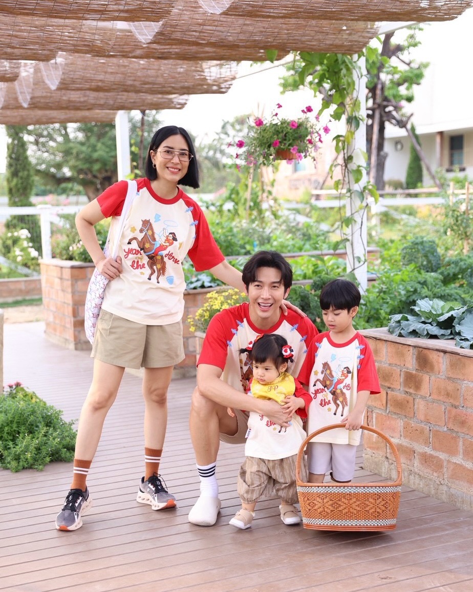 จุ๋ย - วรัทยา นิลคูหา