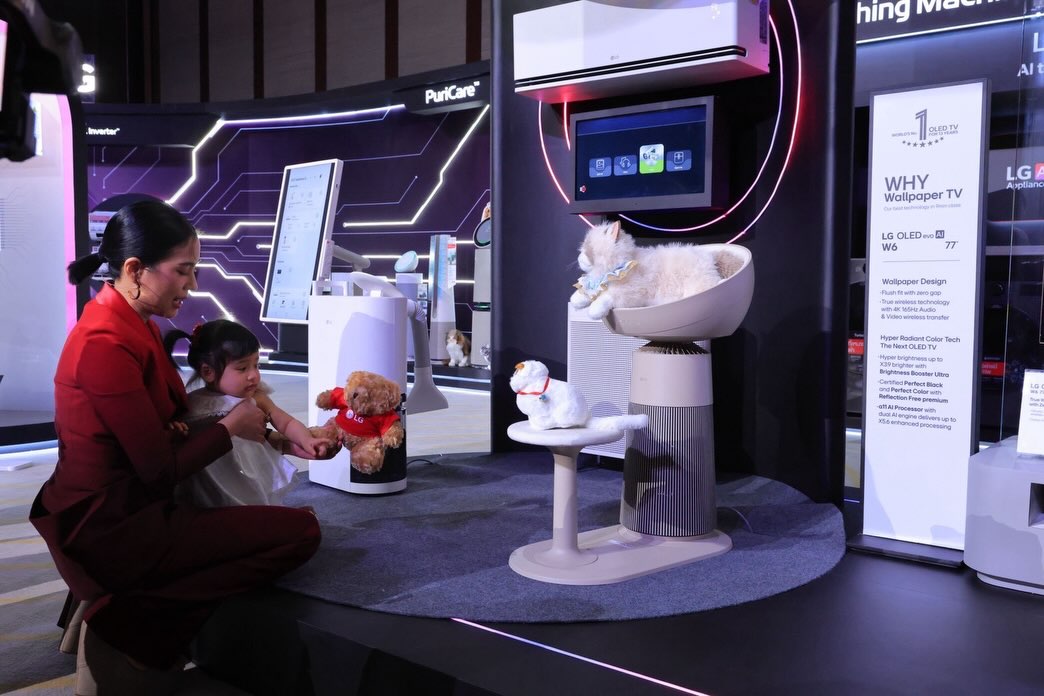 จุ๋ย - วรัทยา นิลคูหา