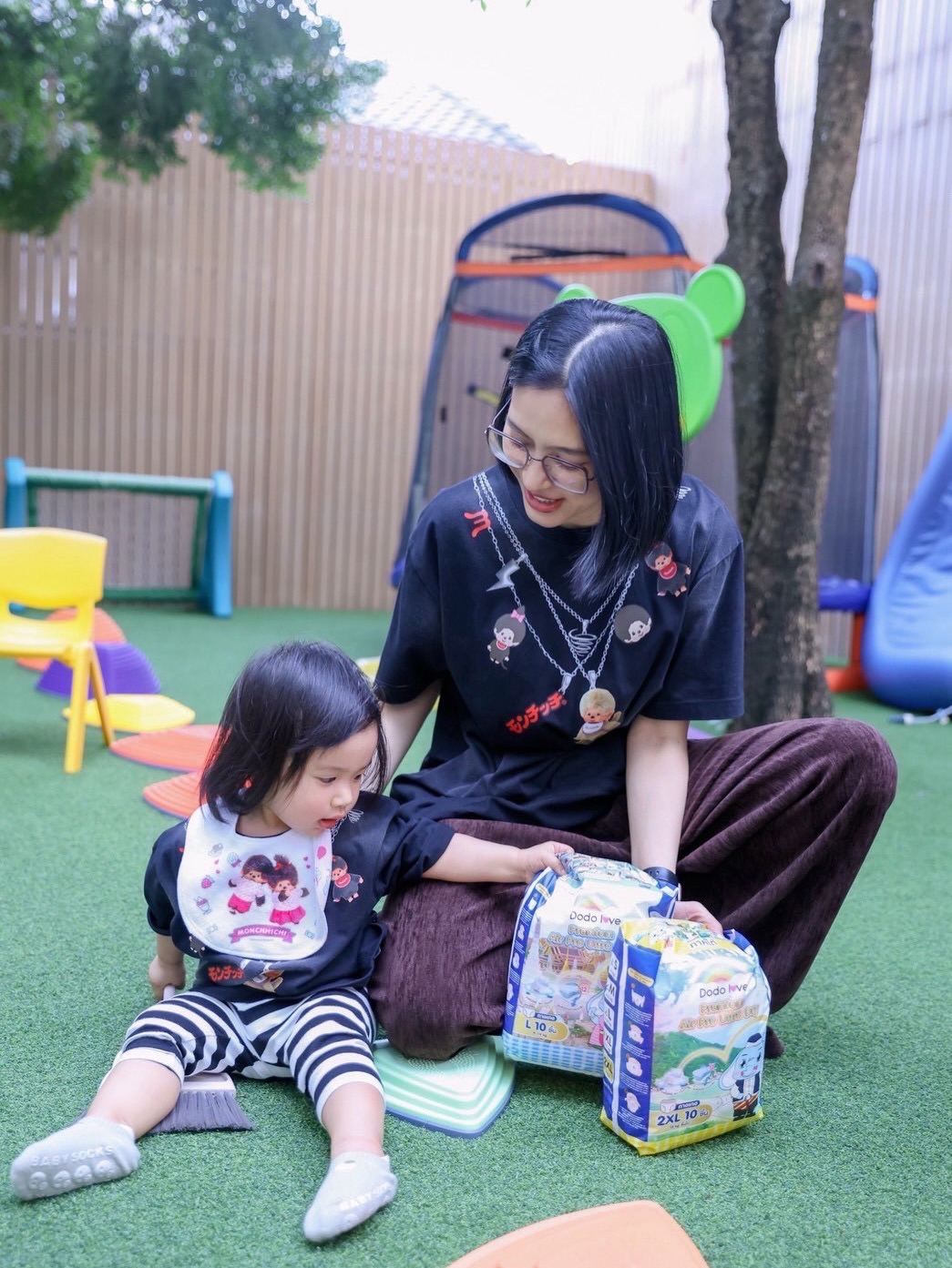 จุ๋ย - วรัทยา นิลคูหา