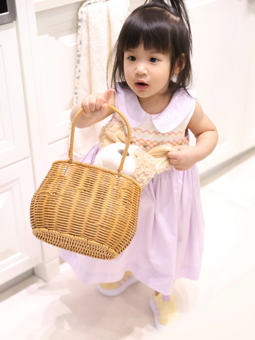จุ๋ย - วรัทยา นิลคูหา