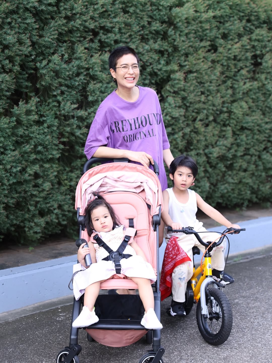 จุ๋ย - วรัทยา นิลคูหา