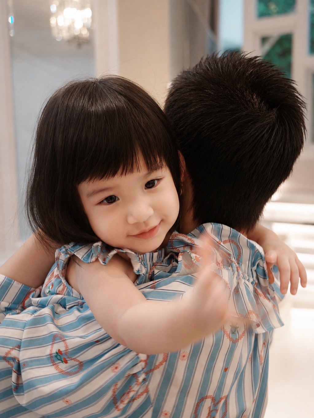 จุ๋ย - วรัทยา นิลคูหา