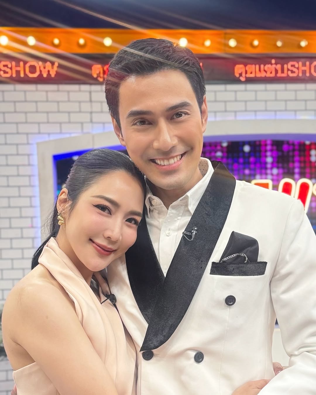 จั๊กจั่น - อคัมย์สิริ สุวรรณศุข