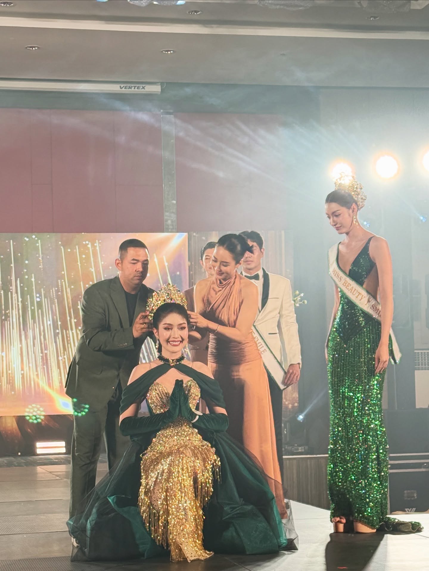 จั๊กจั่น - อคัมย์สิริ สุวรรณศุข