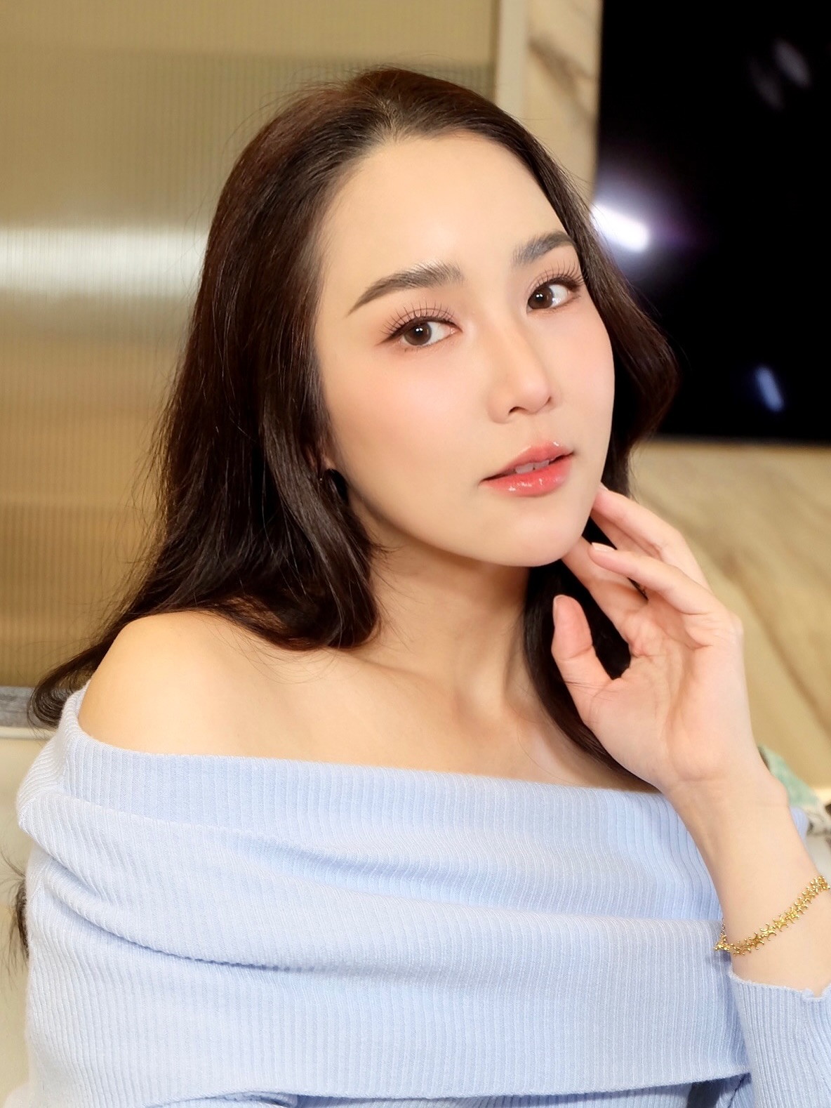 จั๊กจั่น - อคัมย์สิริ สุวรรณศุข