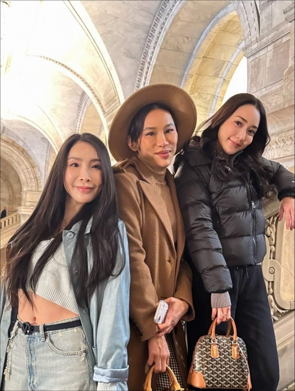 จั๊กจั่น - อคัมย์สิริ สุวรรณศุข