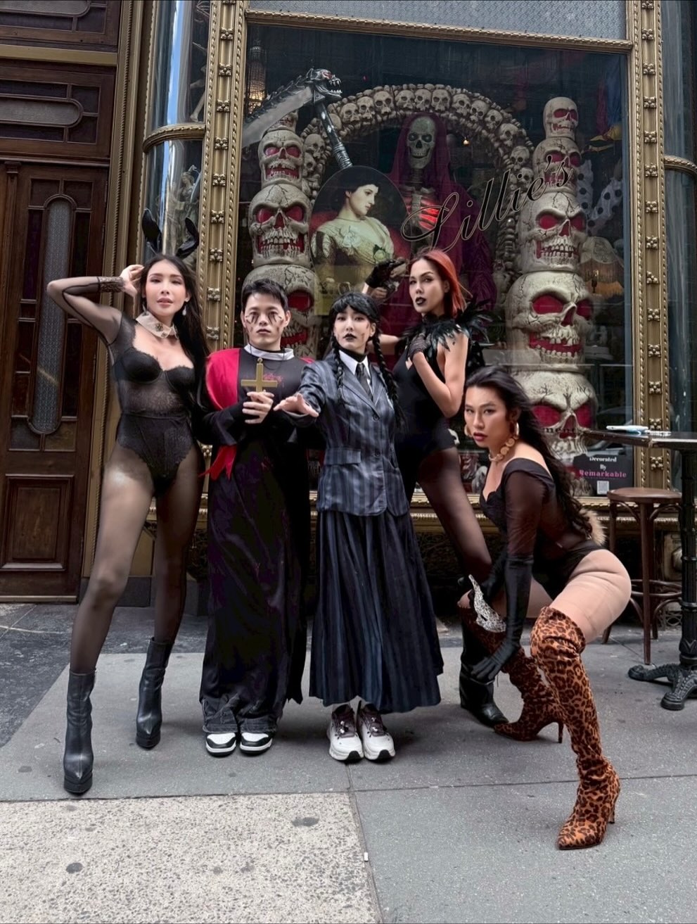 จั๊กจั่น - อคัมย์สิริ สุวรรณศุข