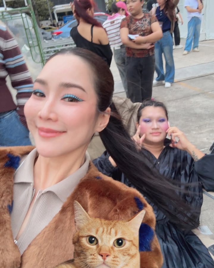 จั๊กจั่น - อคัมย์สิริ สุวรรณศุข