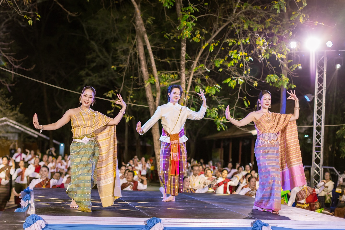 จั๊กจั่น - อคัมย์สิริ สุวรรณศุข