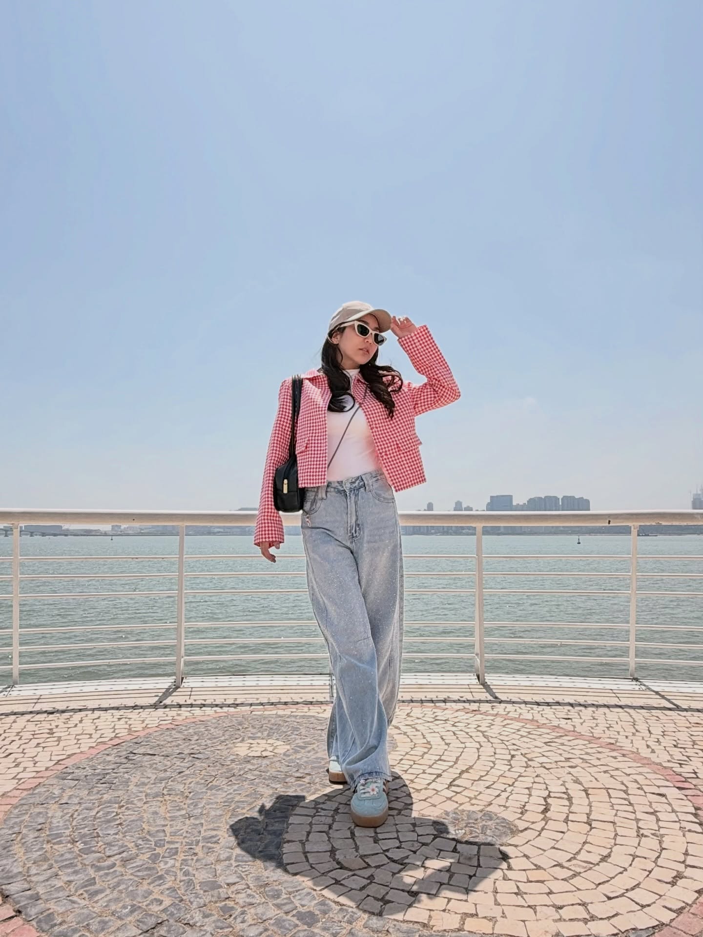 จั๊กจั่น - อคัมย์สิริ สุวรรณศุข