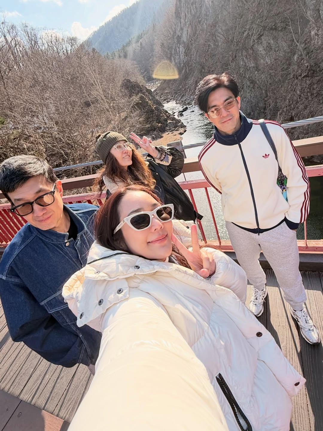 จั๊กจั่น - อคัมย์สิริ สุวรรณศุข