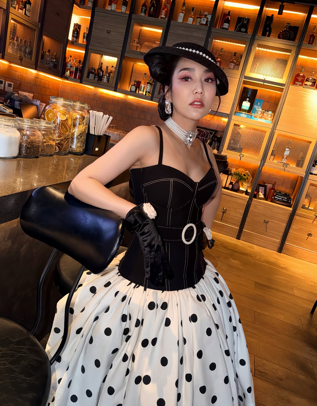 จั๊กจั่น - อคัมย์สิริ สุวรรณศุข