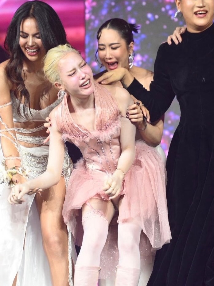 จั๊กจั่น - อคัมย์สิริ สุวรรณศุข