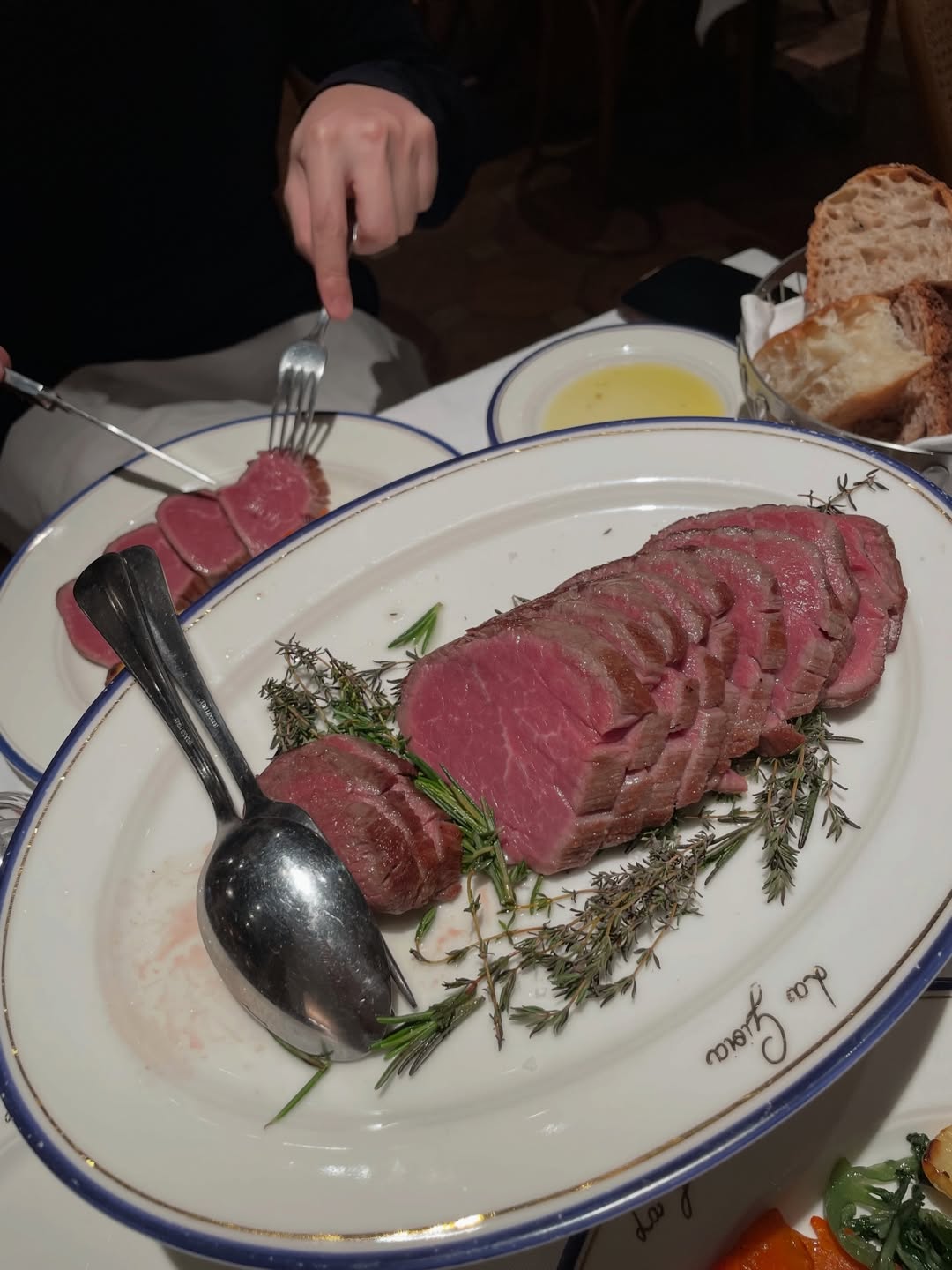 ต่าย - ชุติมา ทีปะนาถ