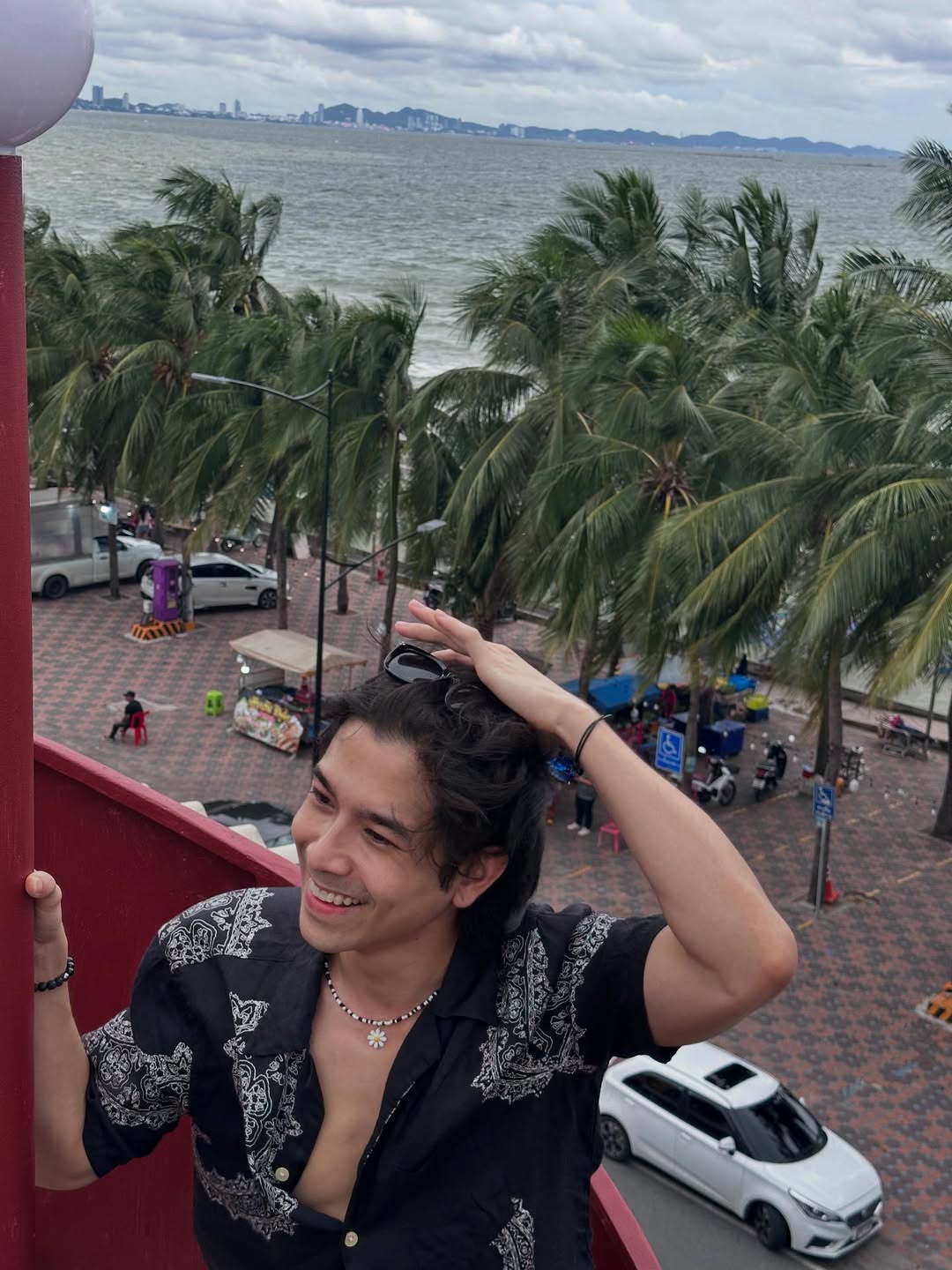 ทอมมี่ - สิทธิโชค เผือกพูลผล