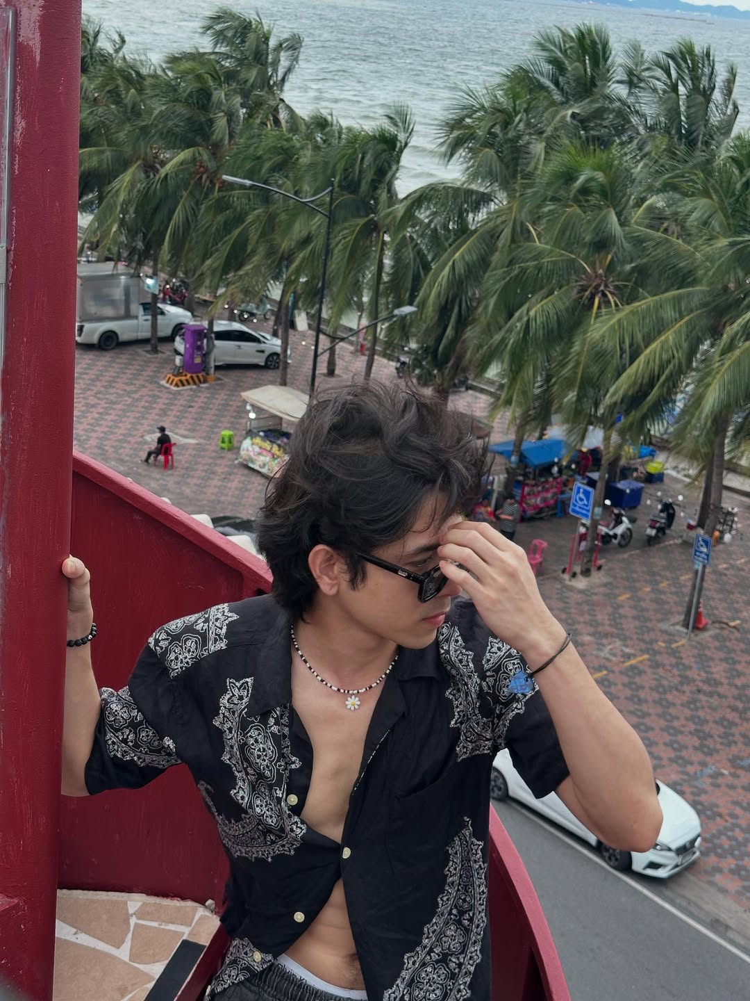 ทอมมี่ - สิทธิโชค เผือกพูลผล