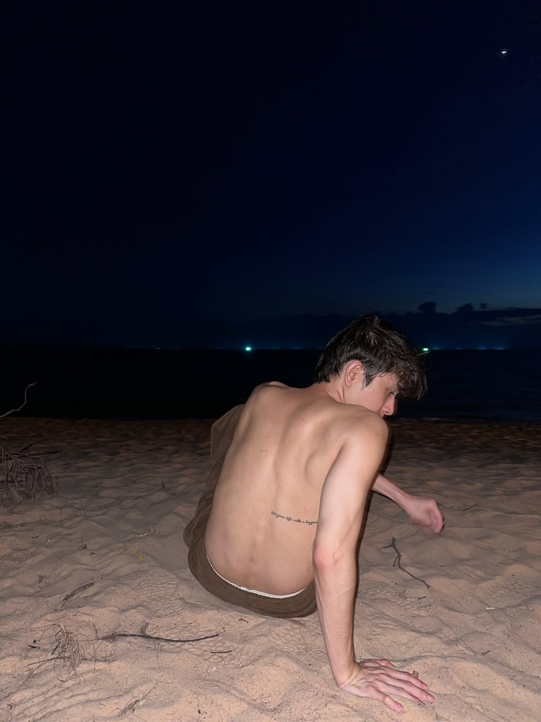 ทอมมี่ - สิทธิโชค เผือกพูลผล